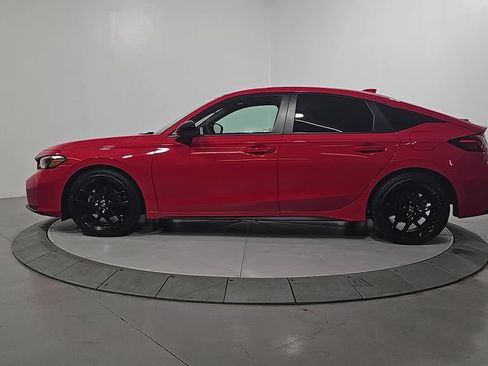 Used 2025 Honda Civic Sport image 2