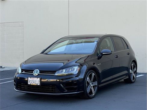 Used 2016 Volkswagen Golf 4-Door AWD/4WD image 3