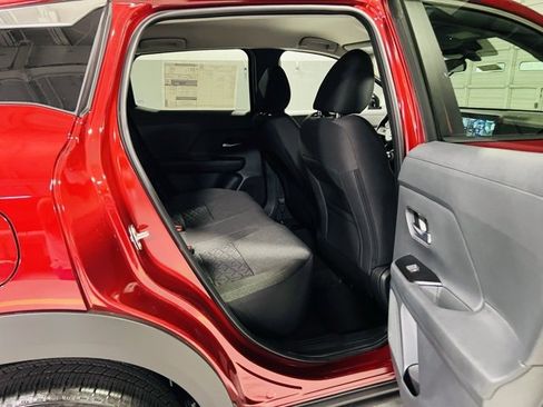 New 2026 Nissan Kicks SV image 28