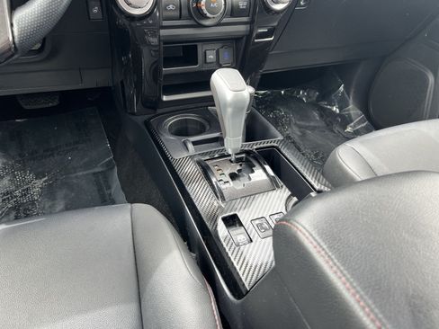 Used 2023 Toyota 4Runner TRD Off-Road Premium w/ Off Road Premium Plus Package AWD/4WD image 23
