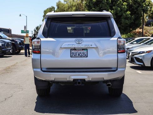 Certified 2019 Toyota 4Runner SR5 w/ Convenience Package RWD image 5