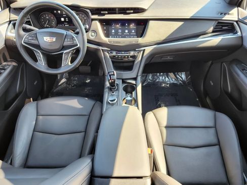 Used 2026 Cadillac XT5 Premium Luxury w/ Driver Assist Package AWD/4WD image 10