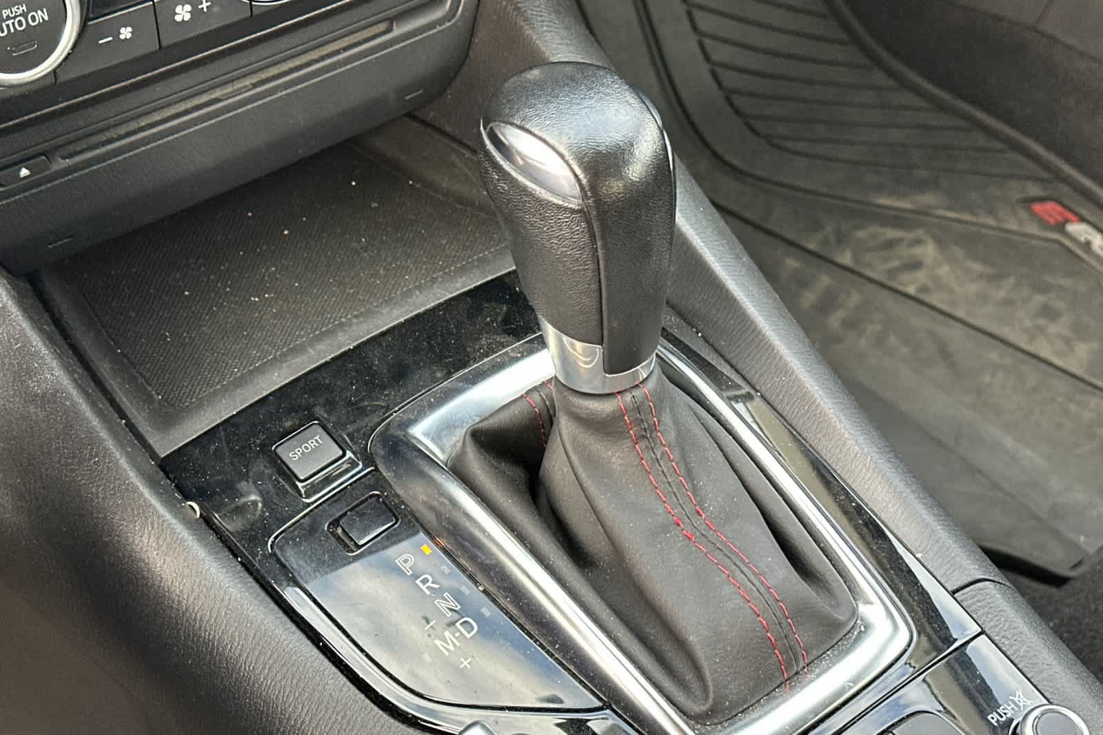 Used 2015 MAZDA MAZDA3 s Grand Touring FWD image 22