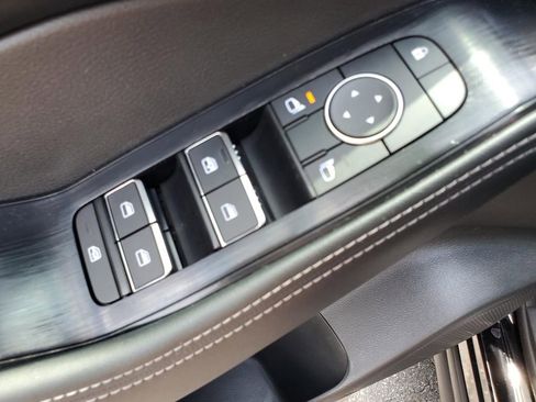Certified 2023 Nissan Rogue SL w/ SL Premium Package FWD image 19
