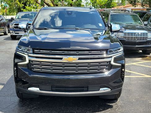 Used 2021 Chevrolet Suburban Premier RWD image 2