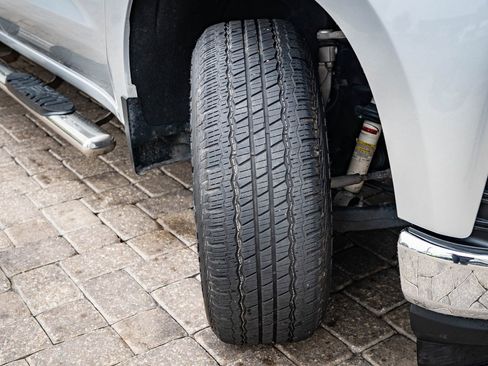 Used 2021 Chevrolet Silverado 1500 LT w/ Z71 Off-Road Package image 43