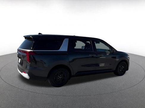 Used 2026 Kia Carnival FWD image 15