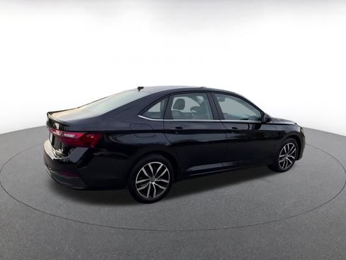 Used 2025 Volkswagen Jetta SE image 15