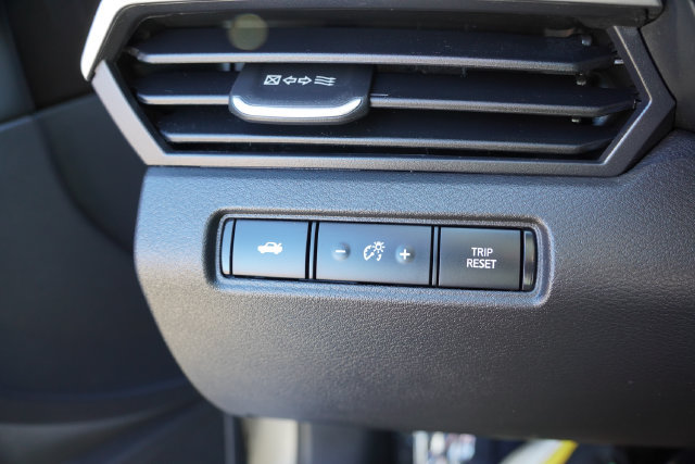 Used 2025 Nissan Altima 2.5 SV FWD image 22
