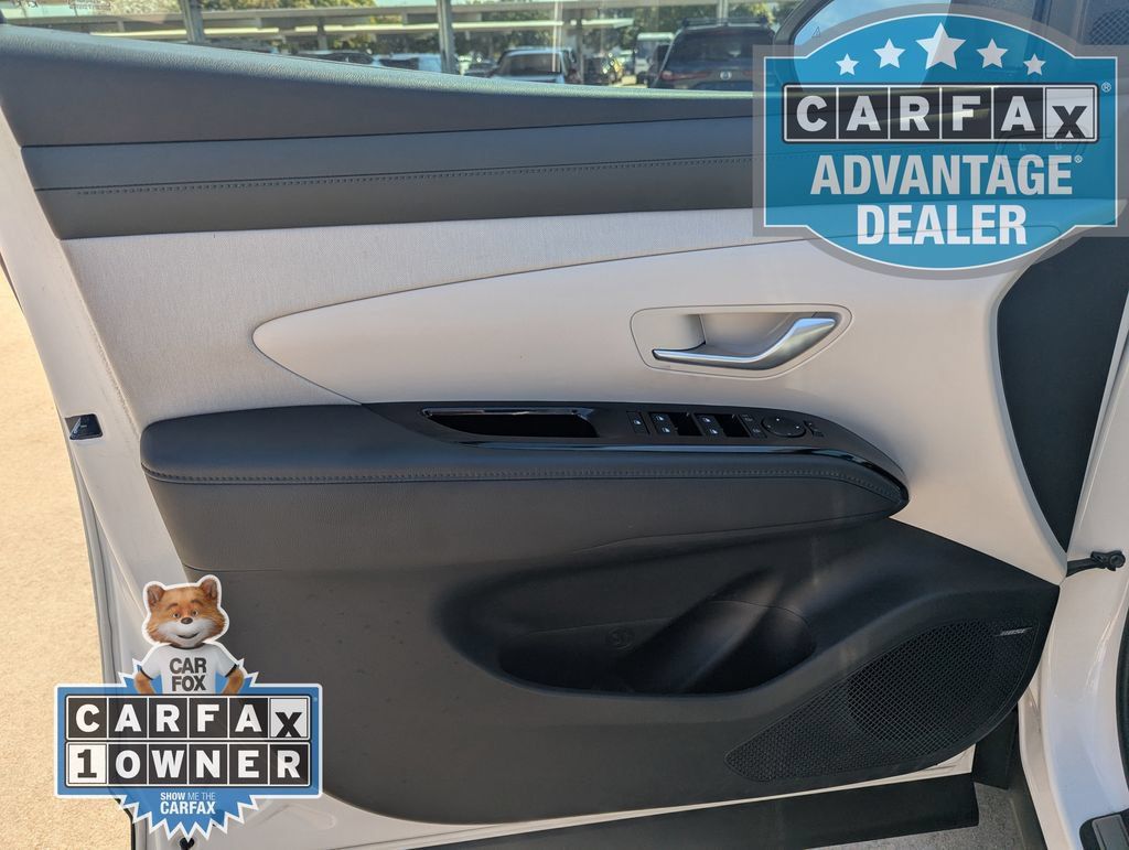 Used 2025 Hyundai Tucson Limited AWD/4WD image 16