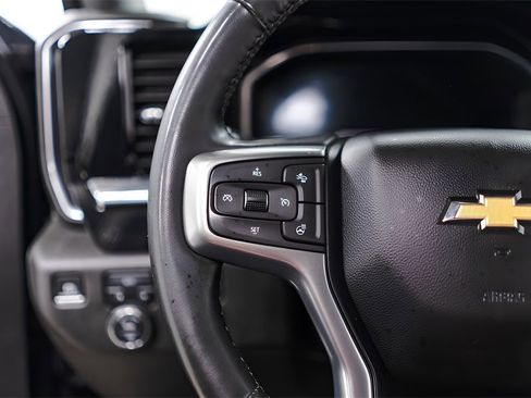 Used 2023 Chevrolet Silverado 1500 LT image 11