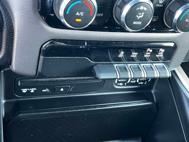 Used 2019 RAM 1500 Big Horn AWD/4WD image 32
