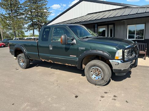 Used 2003 Ford F250 XLT image 7