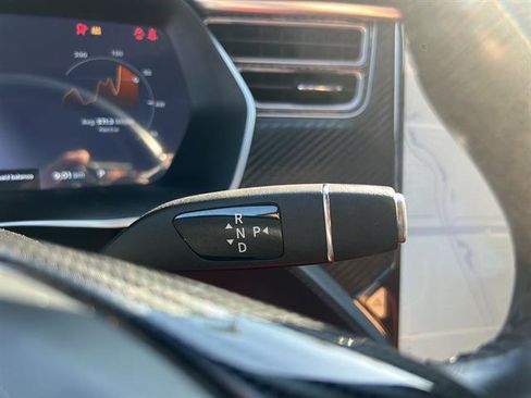 Used 2016 Tesla Model S 70D image 18