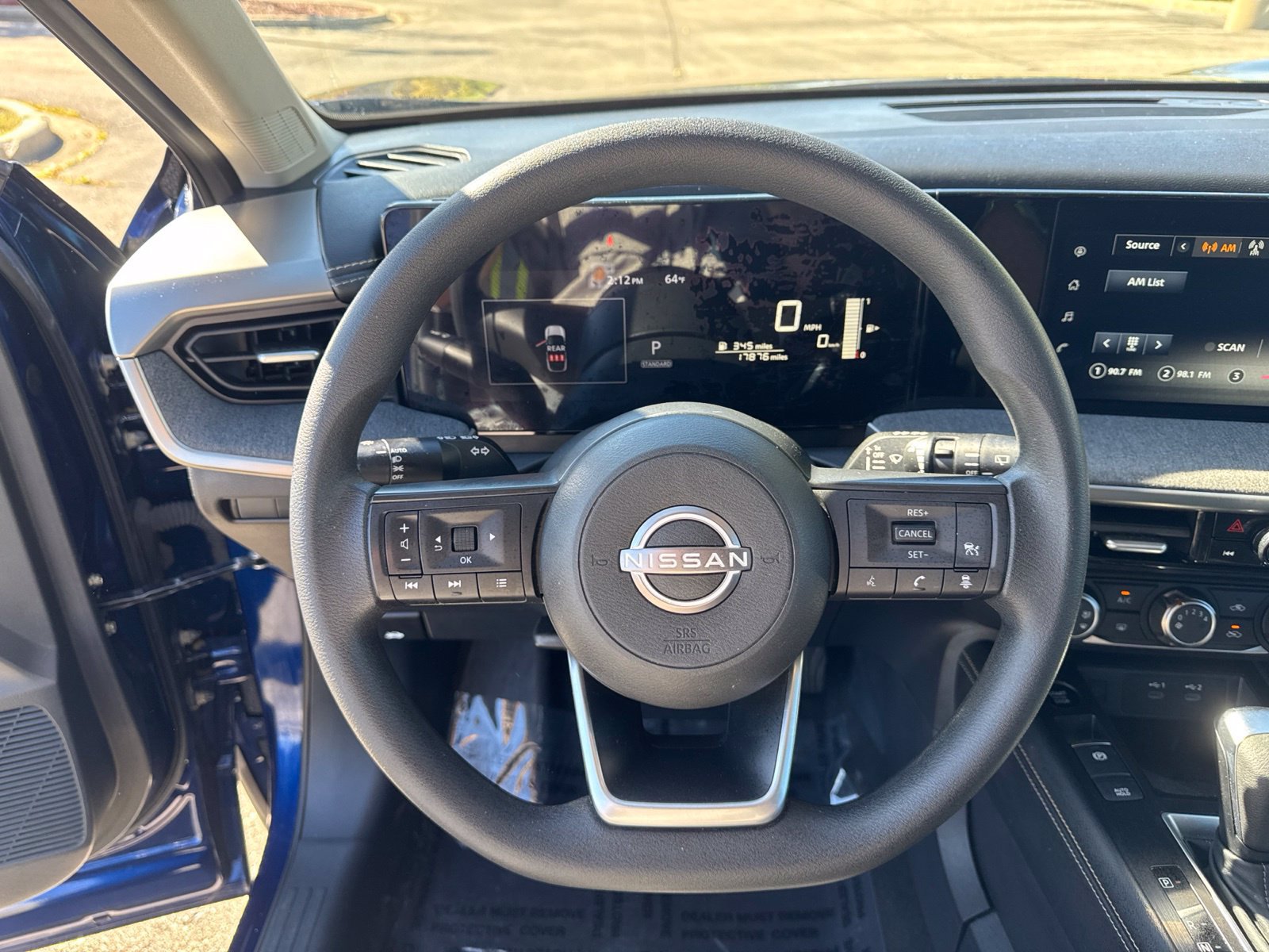 Used 2025 Nissan Kicks SV AWD/4WD image 16