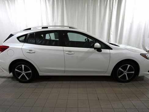 Used 2022 Subaru Impreza Premium image 13