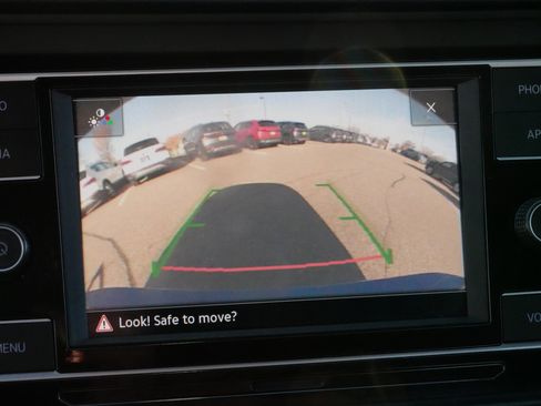 Certified 2024 Volkswagen Jetta Sport image 27