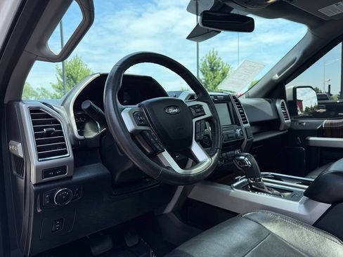 Used 2015 Ford F150 Lariat w/ Equipment Group 502A Luxury AWD/4WD image 12