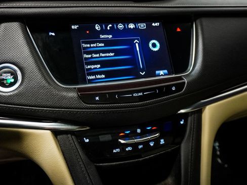 Used 2019 Cadillac XT5 Luxury image 30