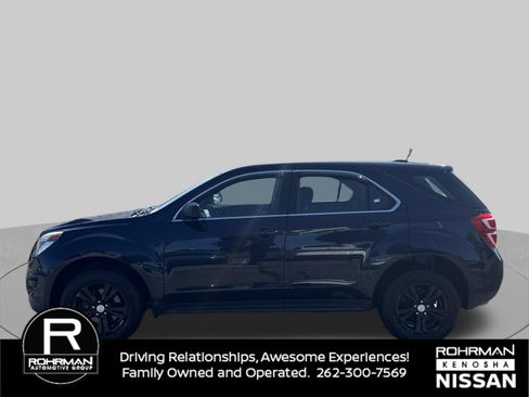 Used 2017 Chevrolet Equinox LS AWD/4WD image 2