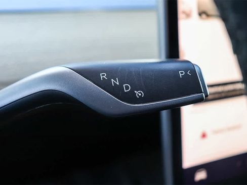 Used 2021 Tesla Model 3 Standard Range Plus image 20