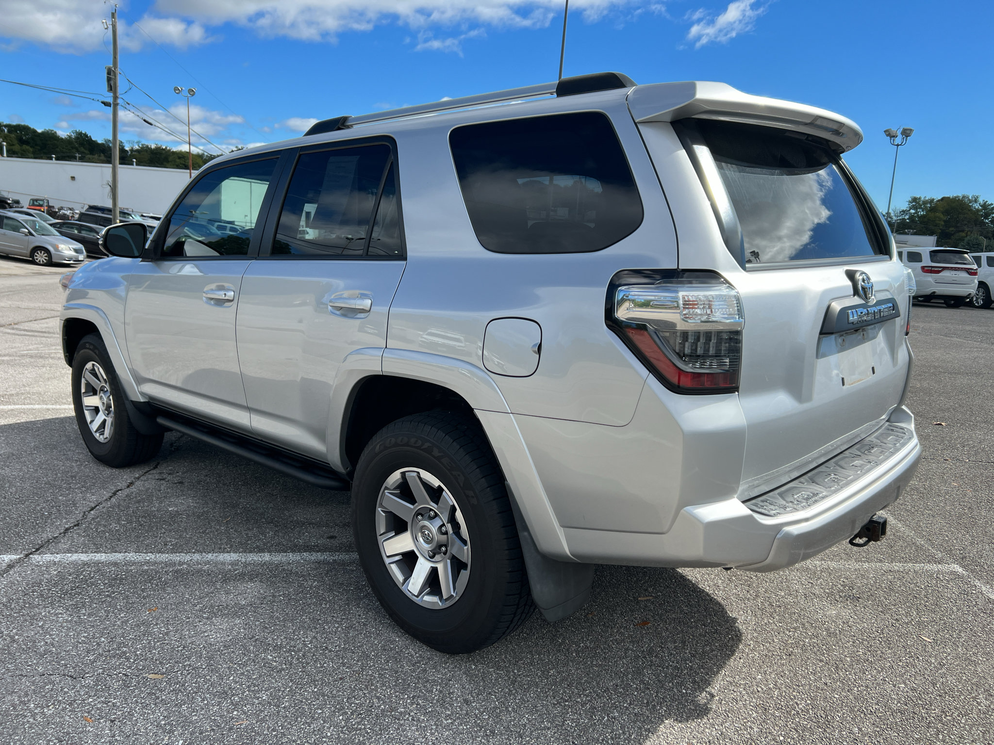 Used 2014 Toyota 4Runner Trail Premium AWD/4WD image 5