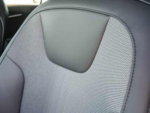 Used 2026 Kia Niro Wind FWD image 22