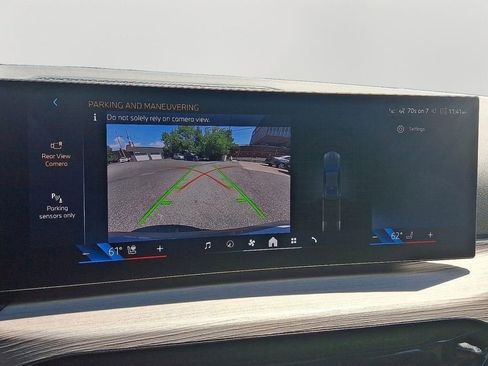 Used 2025 BMW 430i xDrive Coupe w/ Premium Package image 19