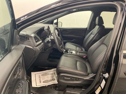 Certified 2025 Honda Odyssey Sport-L image 8