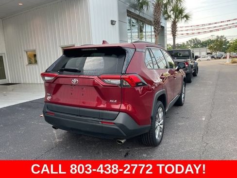 Used 2023 Toyota RAV4 XLE Premium FWD image 3