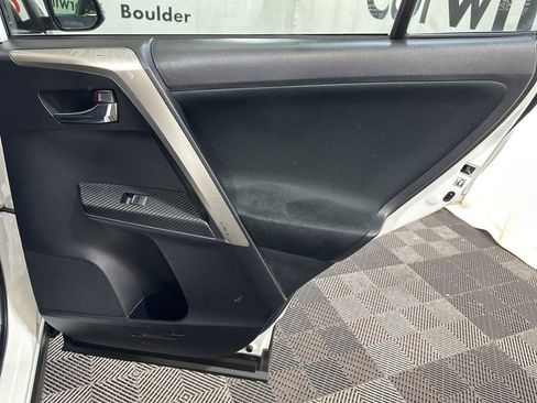 Used 2014 Toyota RAV4 XLE image 14