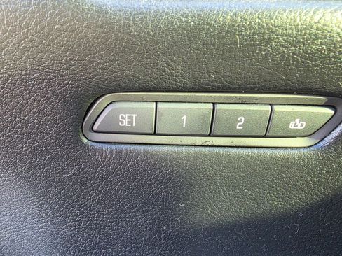 Used 2017 Cadillac XT5 Luxury w/ Driver Awareness Package image 29