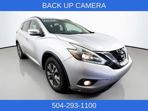 Used 2018 Nissan Murano SV image 3
