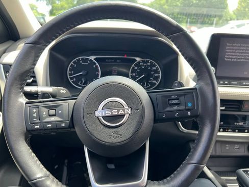 Certified 2023 Nissan Rogue SV w/ SV Premium B Package AWD/4WD image 33