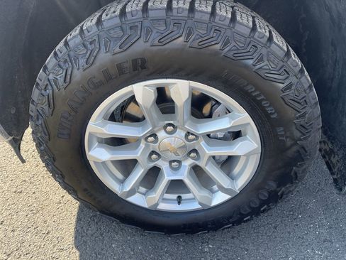 Certified 2024 Chevrolet Silverado 1500 LT image 32