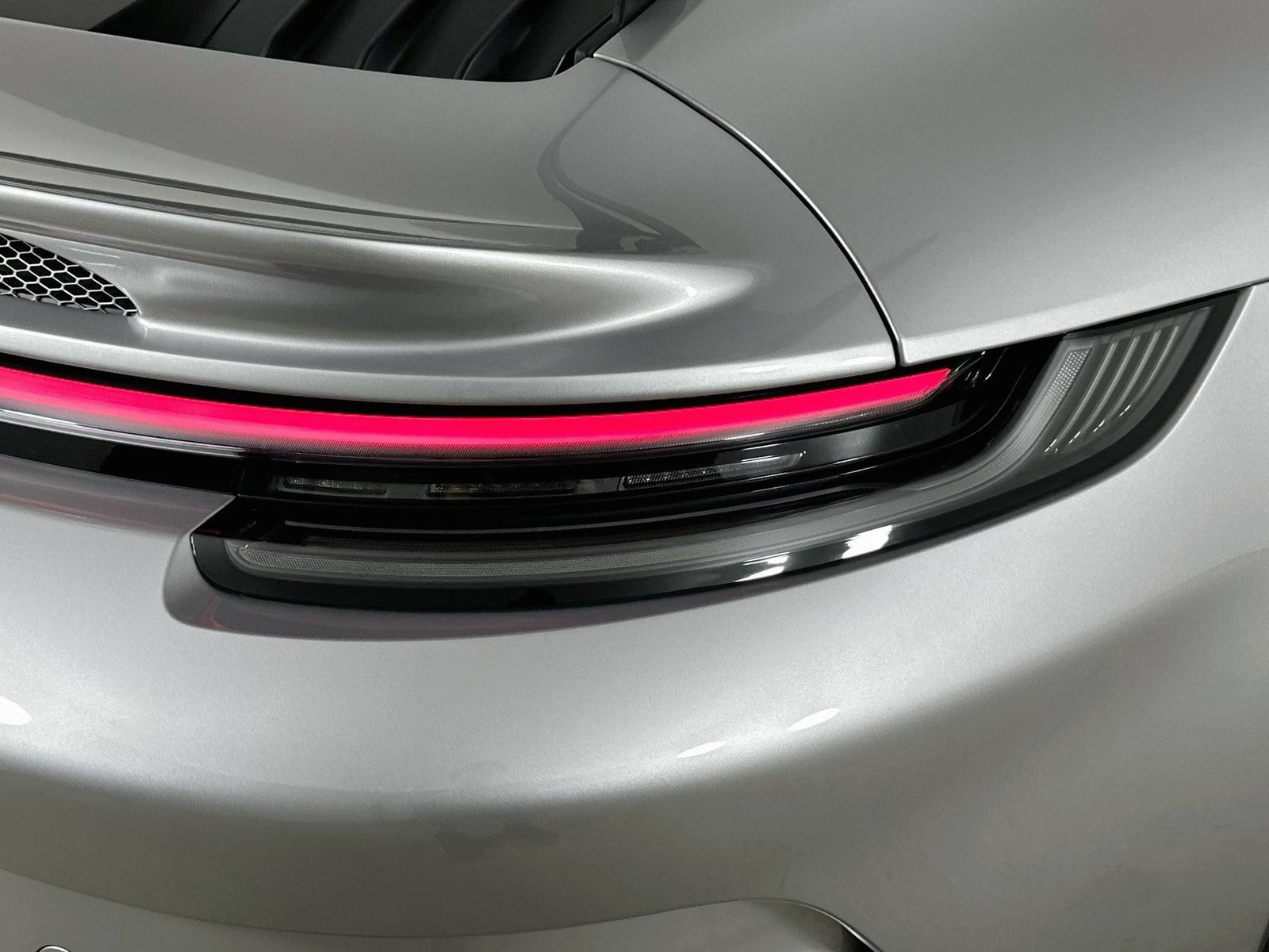 Used 2024 Porsche 911 GT3 RWD image 61