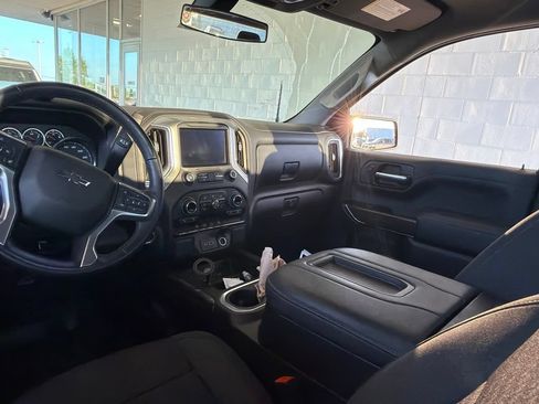 Used 2022 Chevrolet Silverado 1500 LT Trail Boss w/ Bed Protection Package AWD/4WD image 5