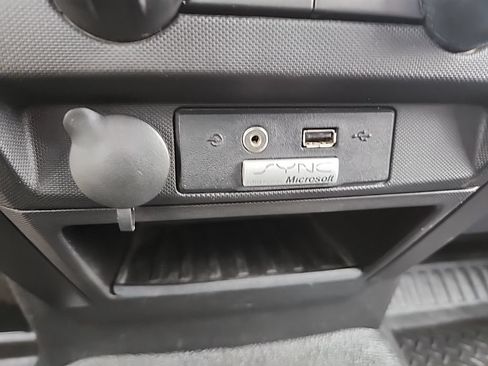 Used 2013 Ford F150 XL w/ Mid Equipment Group AWD/4WD image 22