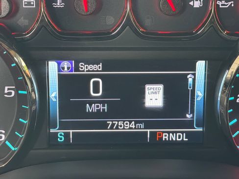 Used 2020 GMC Yukon SLT w/ Premium Edition RWD image 26