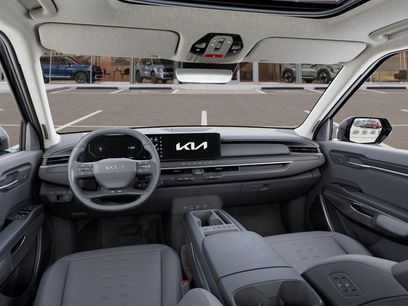 New 2026 Kia EV9 Wind