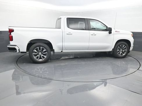 Used 2023 Chevrolet Silverado 1500 RST w/ Z71 Off-Road Package AWD/4WD image 28