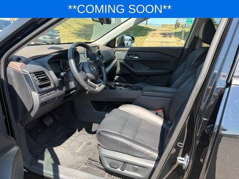 Used 2023 Nissan Rogue SV w/ SV Premium B Package AWD/4WD image 10
