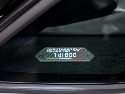 Used 2021 Lamborghini Aventador SVJ image 42