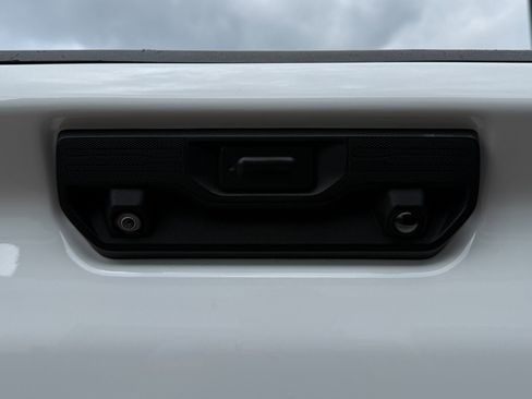Used 2022 Chevrolet Silverado 2500 LT w/ Z71 Sport Edition AWD/4WD image 13