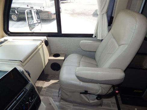 Used 2022 Ford E-350 and Econoline 350 Super Duty w/ A/C Prep Package RWD image 27