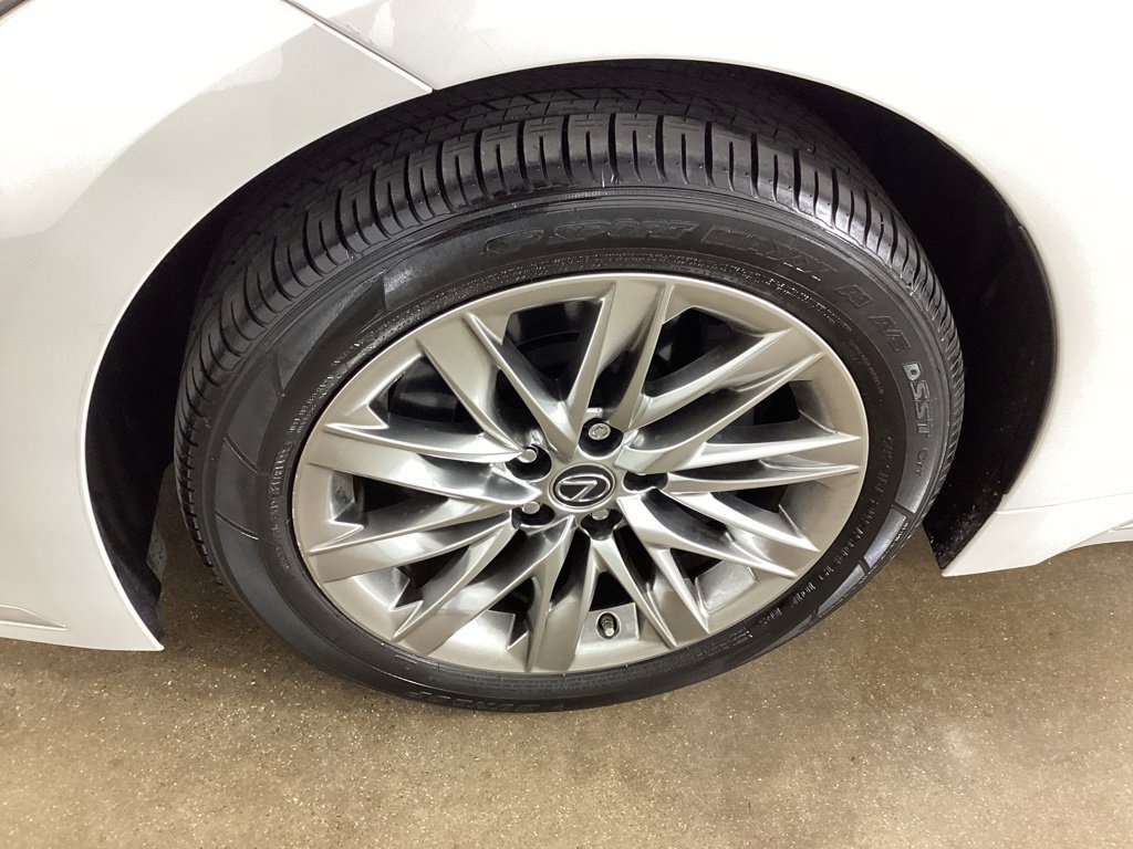 Used 2022 Lexus LS 500 AWD w/ Interior Upgrade Package image 28