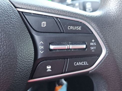 Used 2020 Hyundai Santa Fe SE image 14