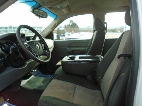 Used 2008 Chevrolet Silverado 3500 W/T image 11