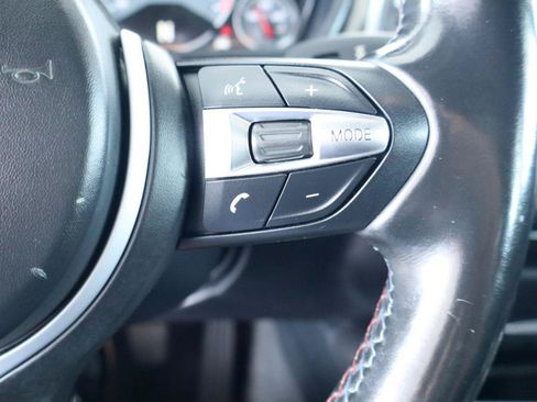 Used 2016 BMW M3 RWD image 35