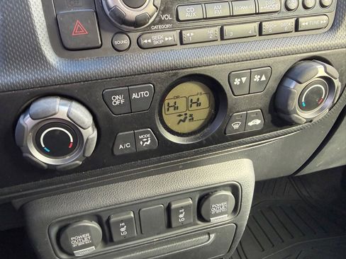 Used 2012 Honda Ridgeline RTL image 16